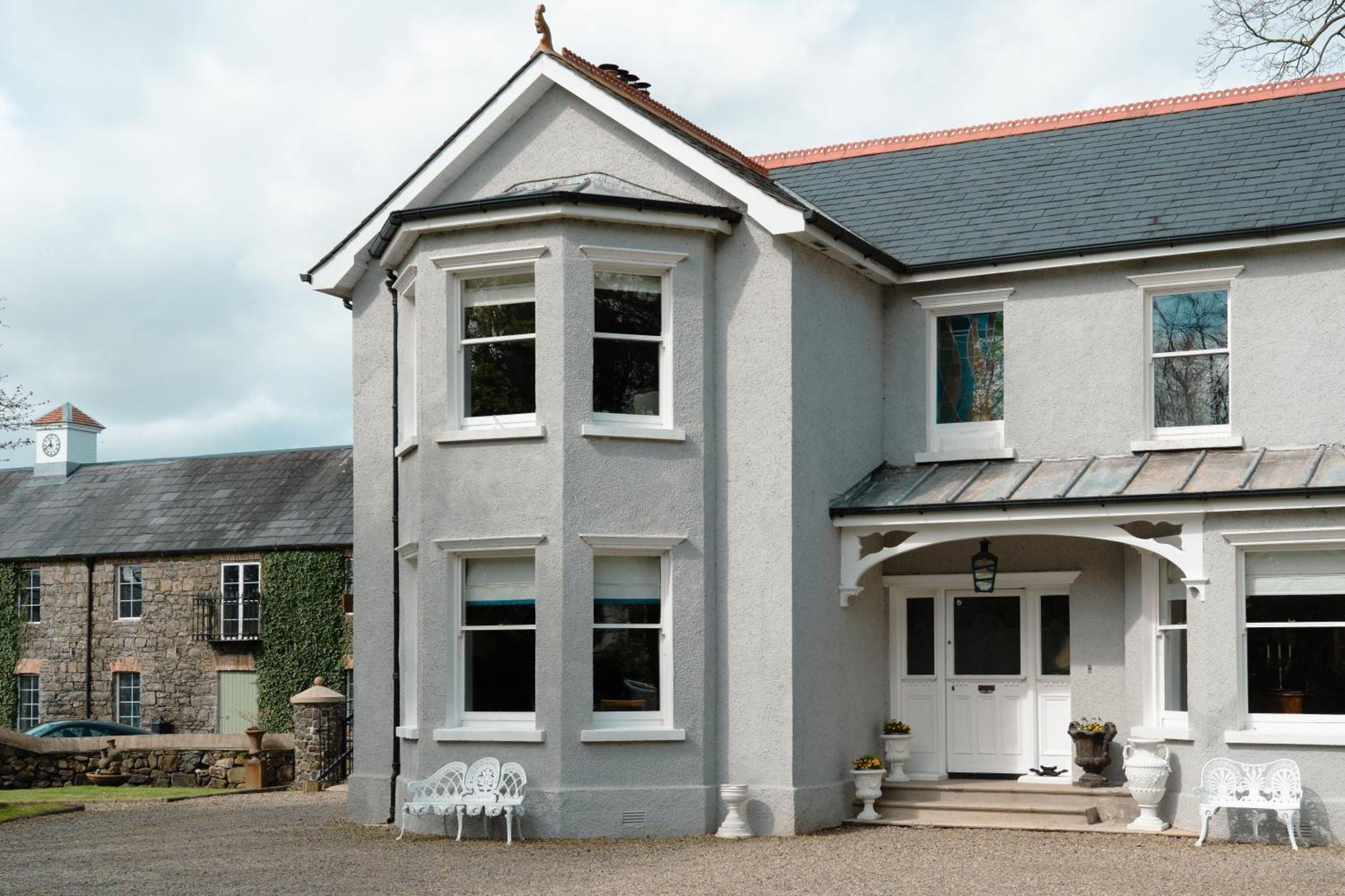 Kells Luxury Accommodation In County Antrim With Riverside Hot Tub מראה חיצוני תמונה